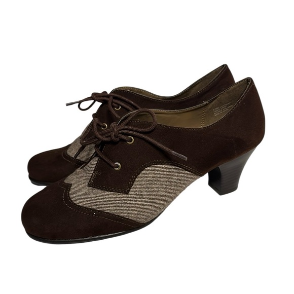 AEROSOLES Aristocrat Brown and Tan Oxford Shoes size 10 - Picture 1 of 10